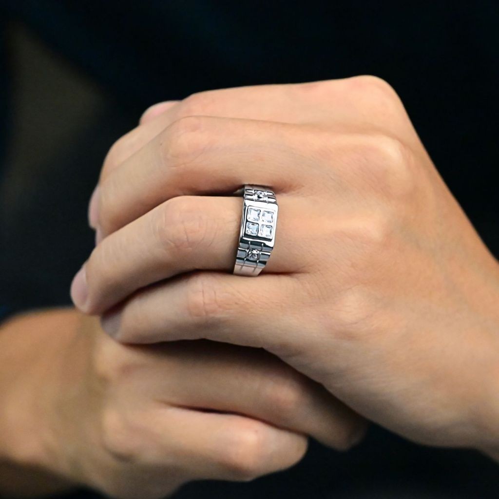 Men Silver Ring S9RSQ491- White and Black - Image 3