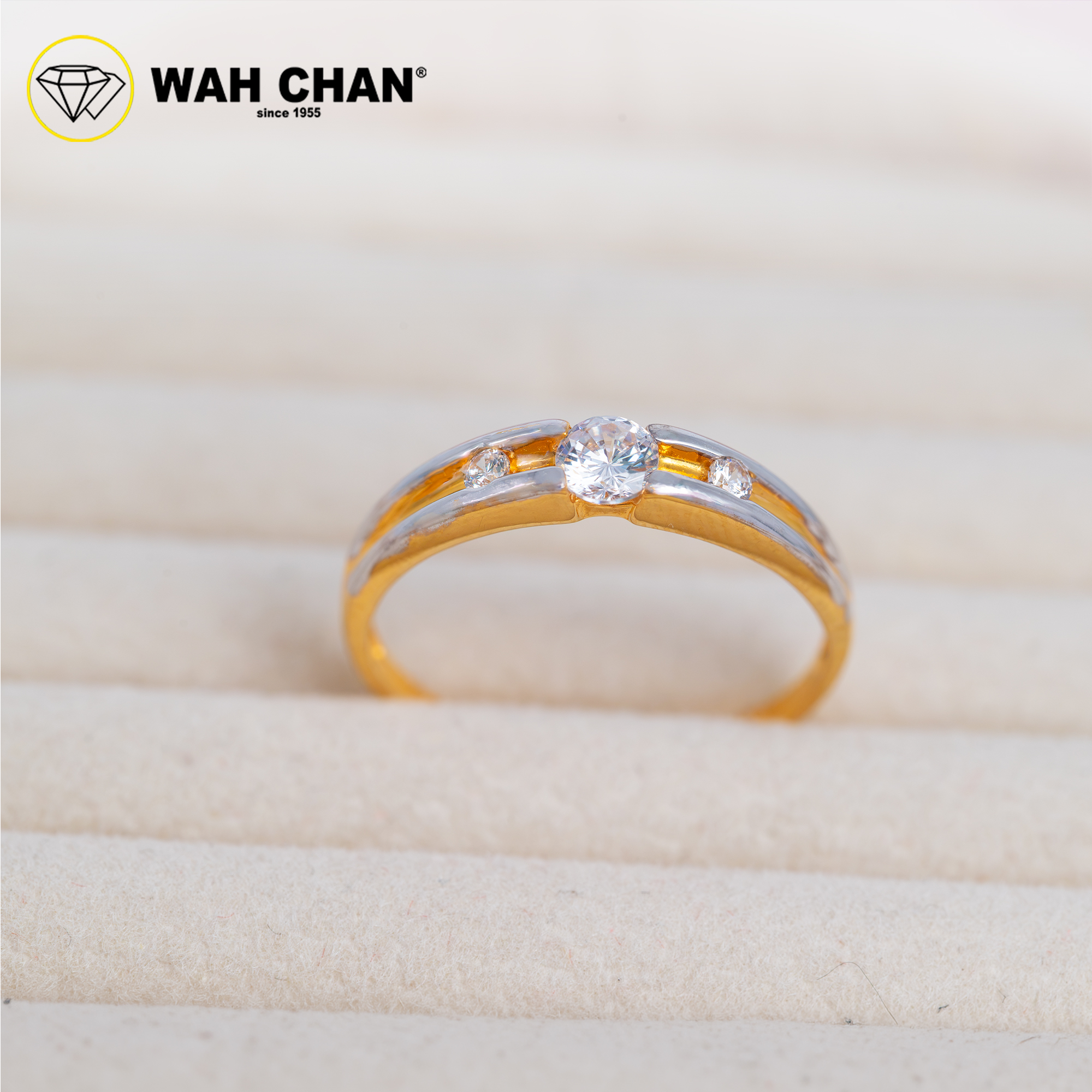 Wah Chan 585/14K Gold Ring - Cincin Zirconia R978 - Image 2