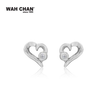 WAH CHAN 9K White Gold Diamond Earrings E3K00476-B01