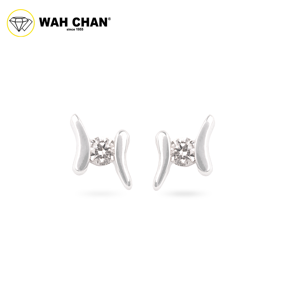 WAH CHAN 9K White Gold Diamond Earrings E3K00371-B01